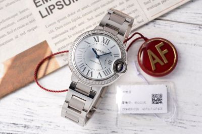 Ballon Bleu de Cartier 33*10MM 316L Steel NH05 Movement Light Blue Dial Diamond Bezel Watch